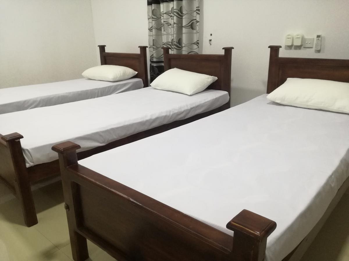 Deshani Holiday Inn Dambulla Eksteriør billede