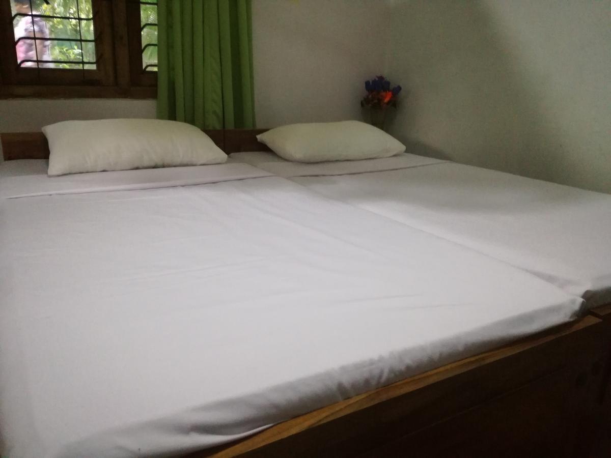 Deshani Holiday Inn Dambulla Eksteriør billede