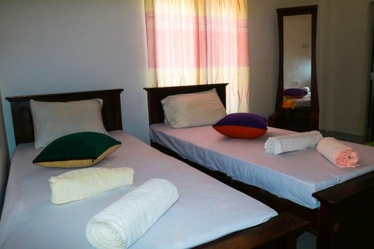 Deshani Holiday Inn Dambulla Eksteriør billede